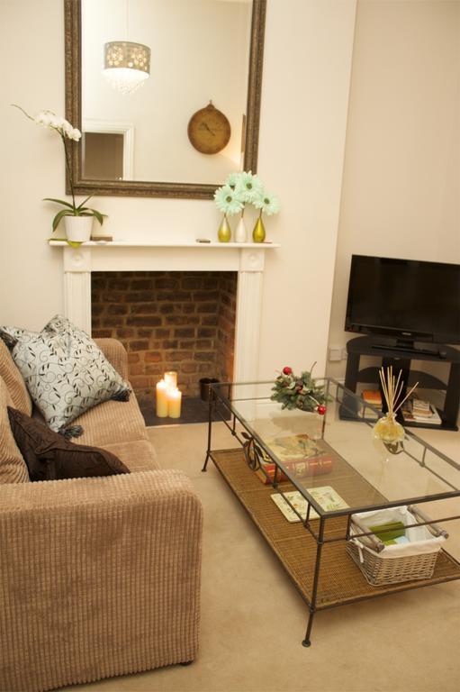 Hammersmith Apartment Brentford Bilik gambar